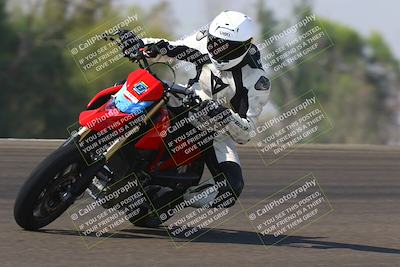 media/Sep-20-2025-TrackDaz (Sat) [[27f0cde673]]/B Group/1120am (Turn 2)/